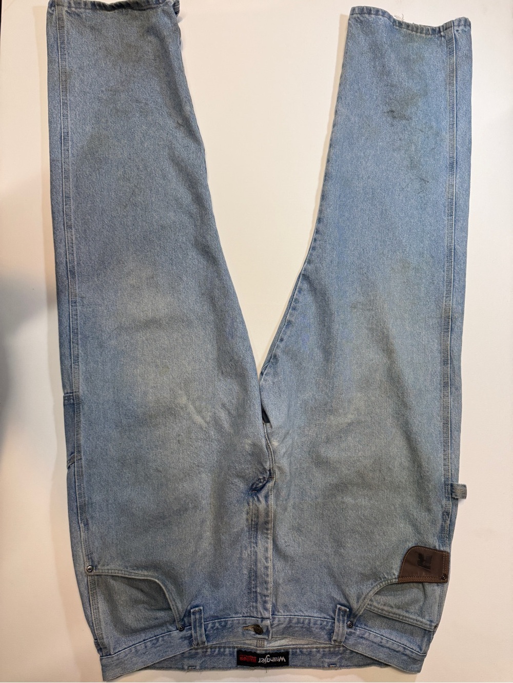 Wrangler Men's Light Wash Relaxed Carpenter Jeans